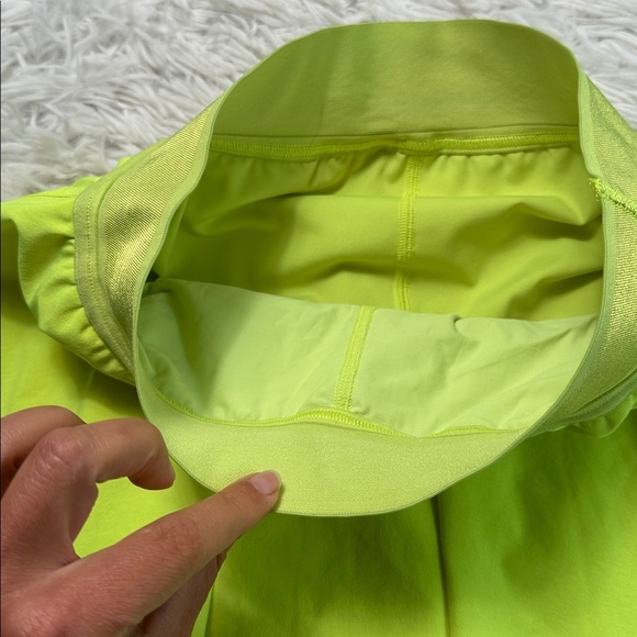 Lululemon Court Rival High-Rise Skirt Highlight Yellow - Picture 4 of 6